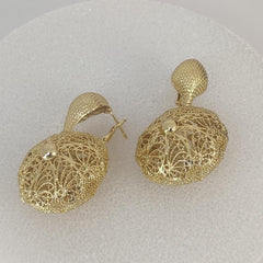 Golden Filigree Dome Earrings